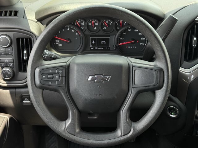 Used 2025 Chevrolet Silverado 1500 Custom Trail Boss w/ Turbomax Blackout Package AWD/4WD image 12