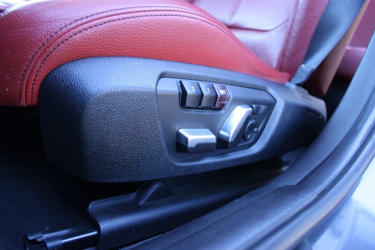 Used 2018 BMW 340i Sedan RWD image 10