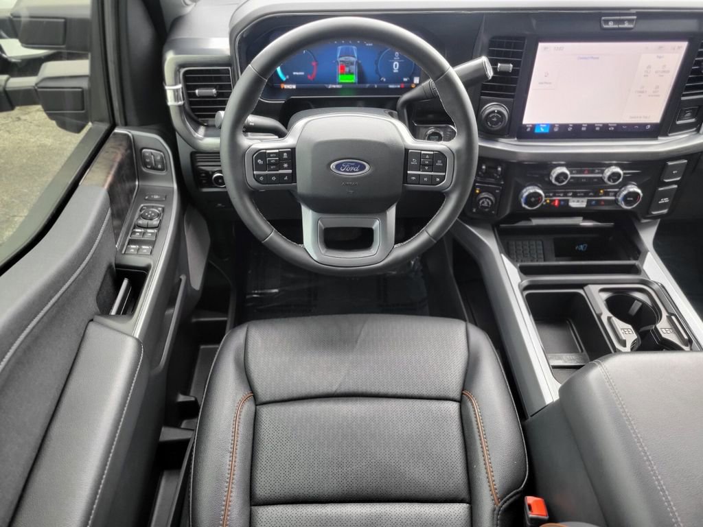 Used 2025 Ford F250 Lariat w/ Lariat Ultimate Package image 11