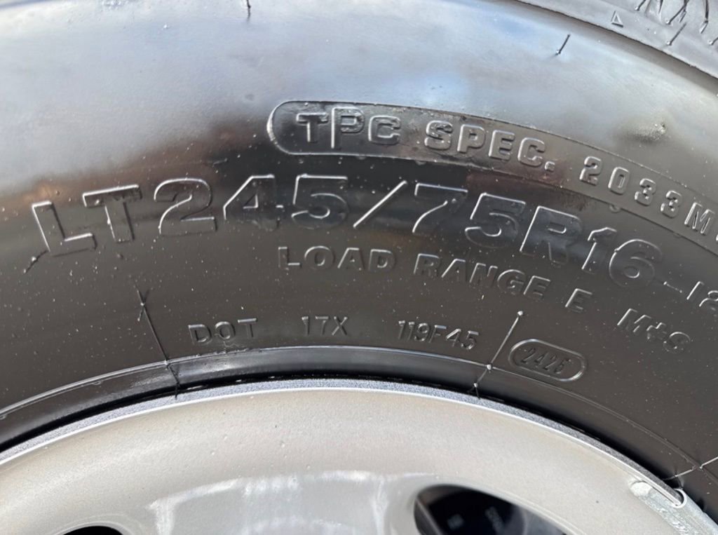 New 2025 Chevrolet Express 2500 w/ Driver Convenience Package image 24