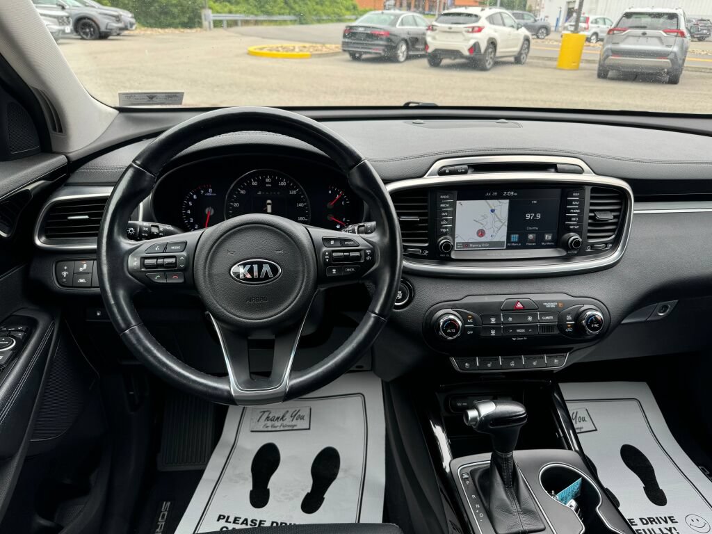 Used 2017 Kia Sorento SX AWD/4WD image 24