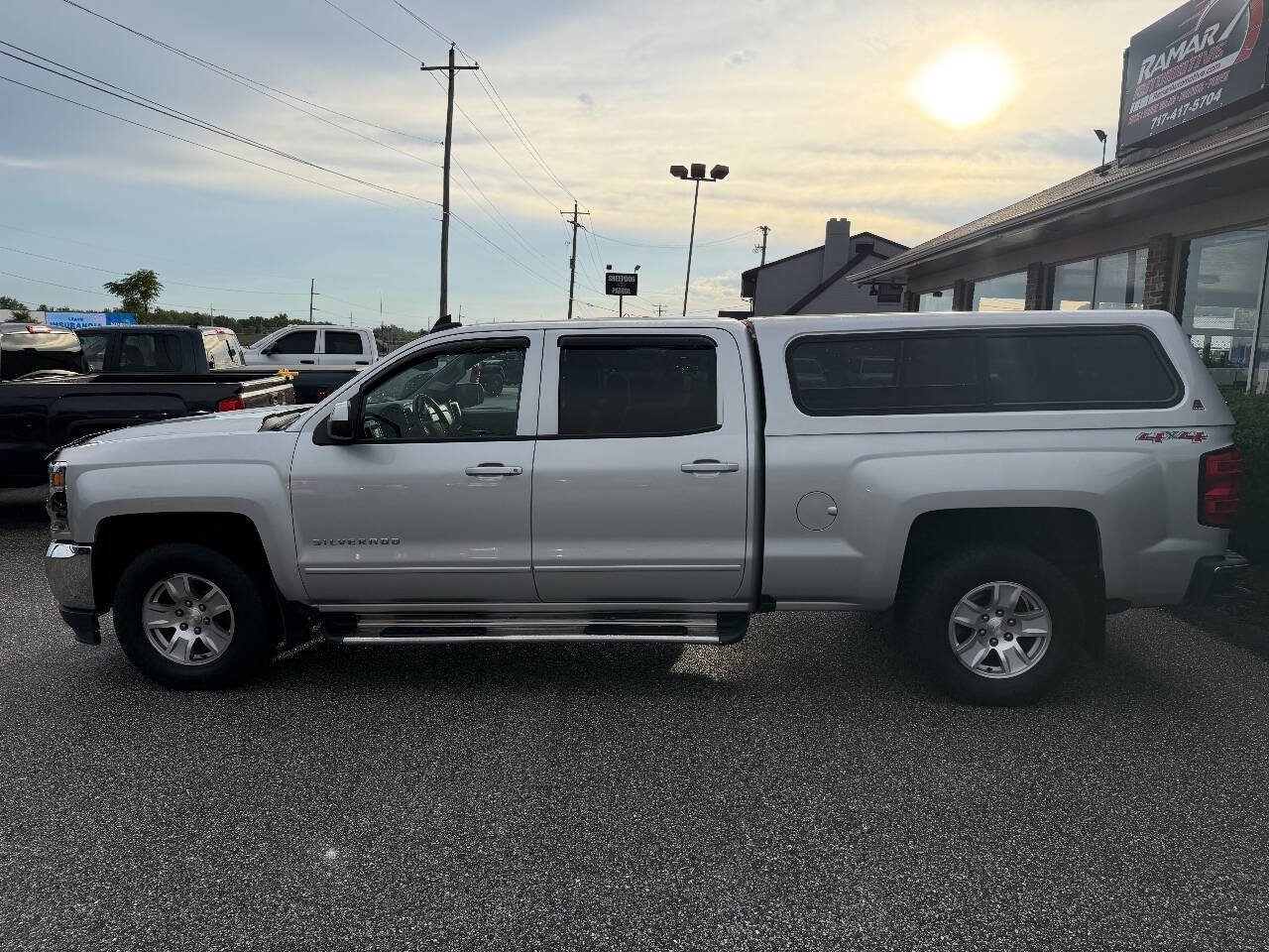 Used 2017 Chevrolet Silverado 1500 LT w/ All Star Edition AWD/4WD image 5