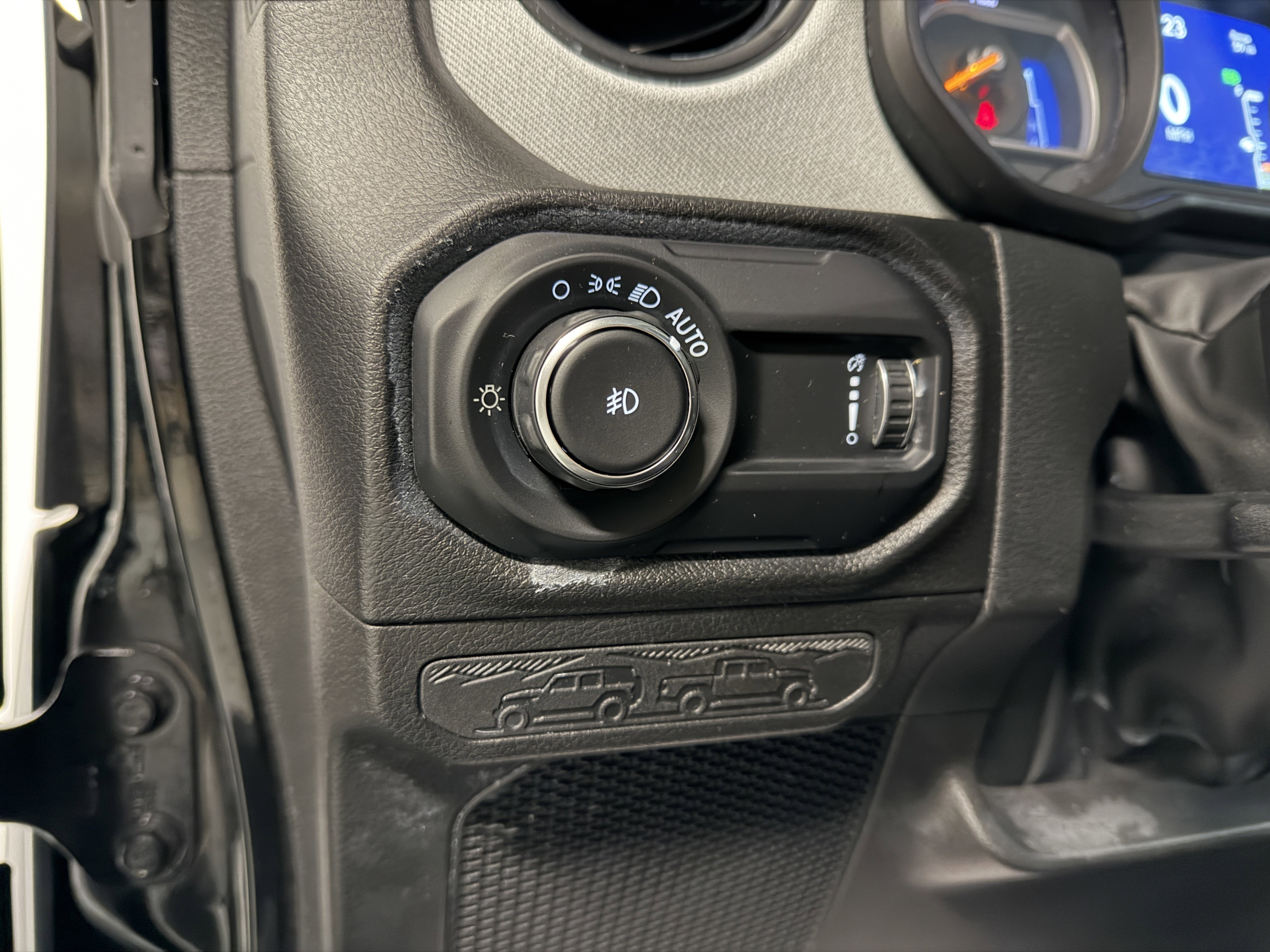 Used 2024 Jeep Wrangler Willys image 19