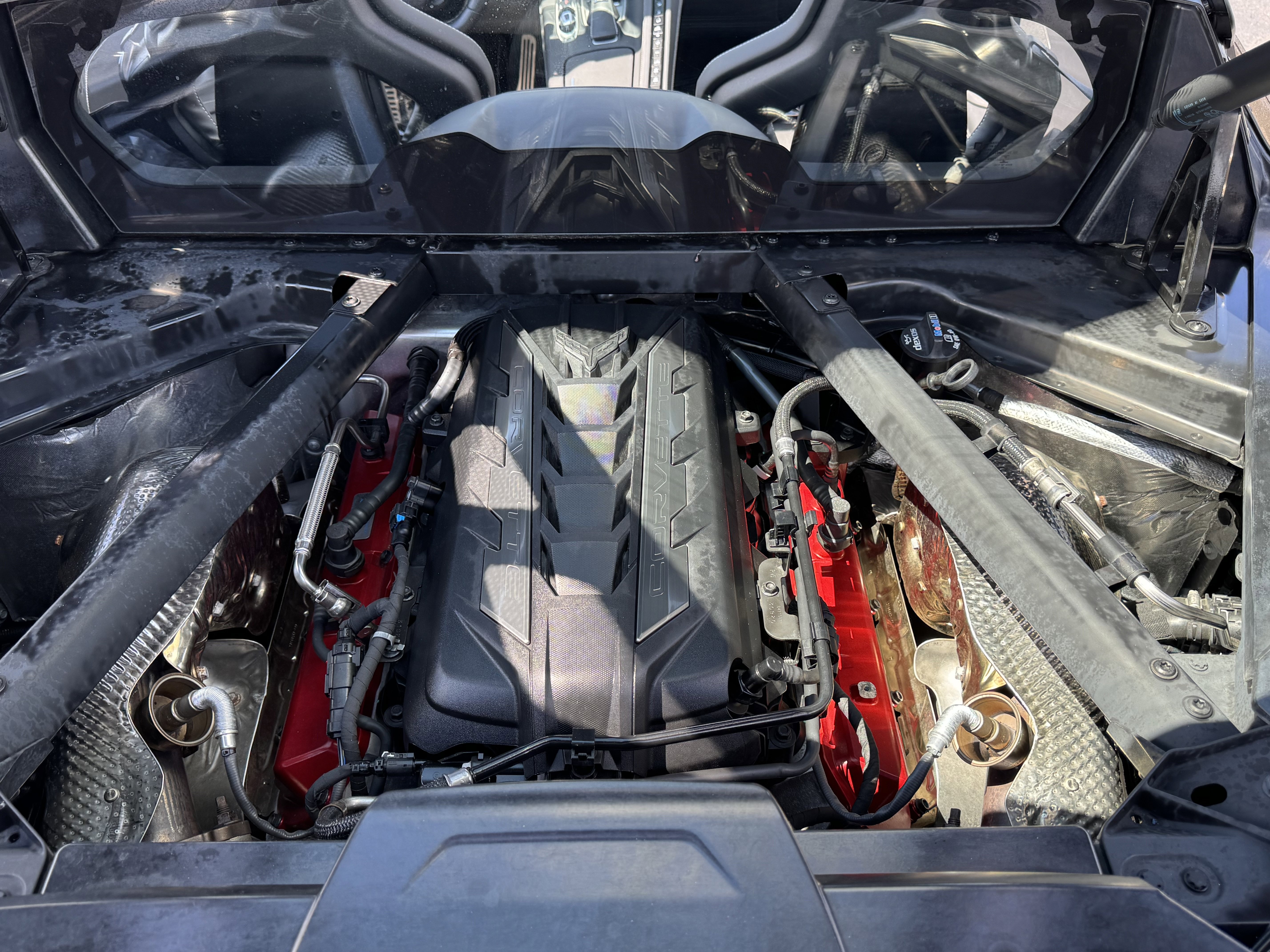 Used 2021 Chevrolet Corvette Stingray Coupe w/ Z51 Performance Package image 14