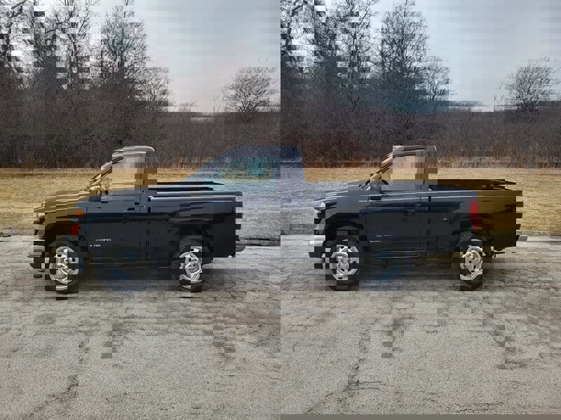 Used 2012 Chevrolet Colorado W/T image 3