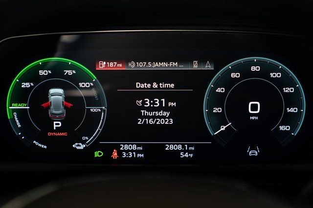 Used 2022 Audi e-tron S Prestige AWD/4WD image 28