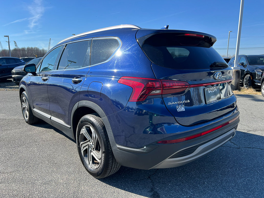 Used 2023 Hyundai Santa Fe SEL image 3
