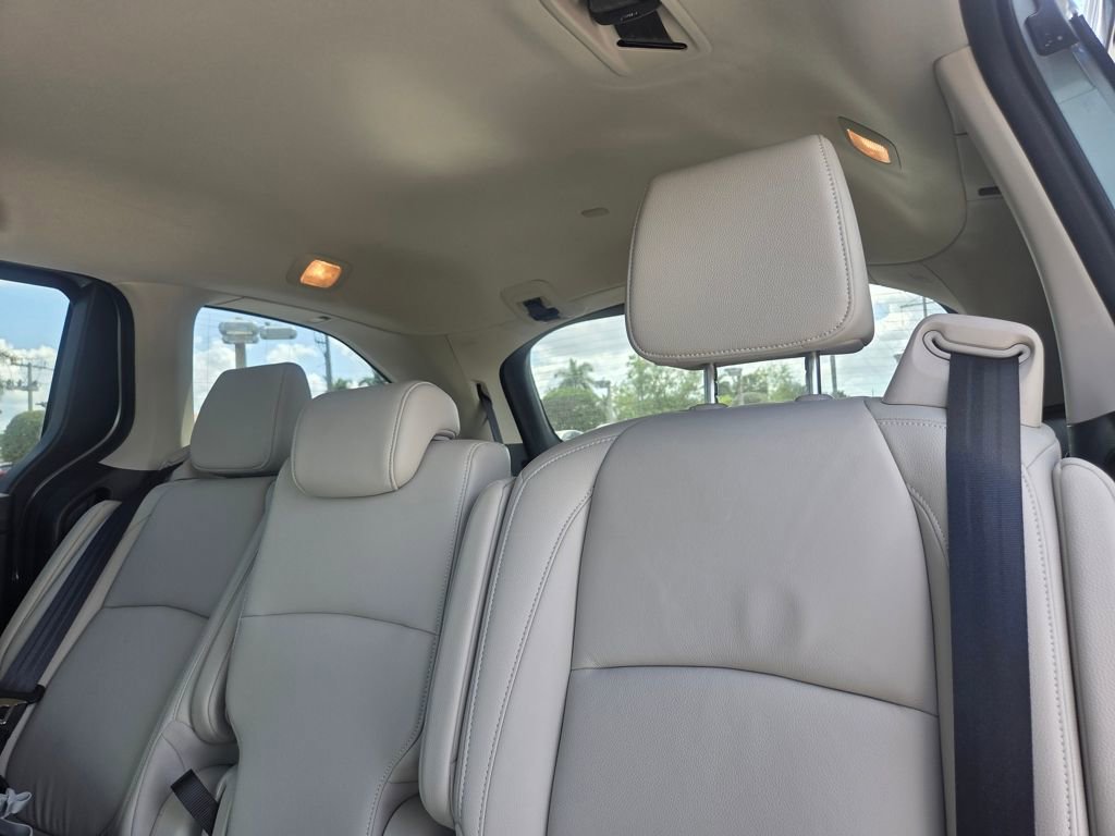Used 2025 Honda Odyssey EX-L image 25