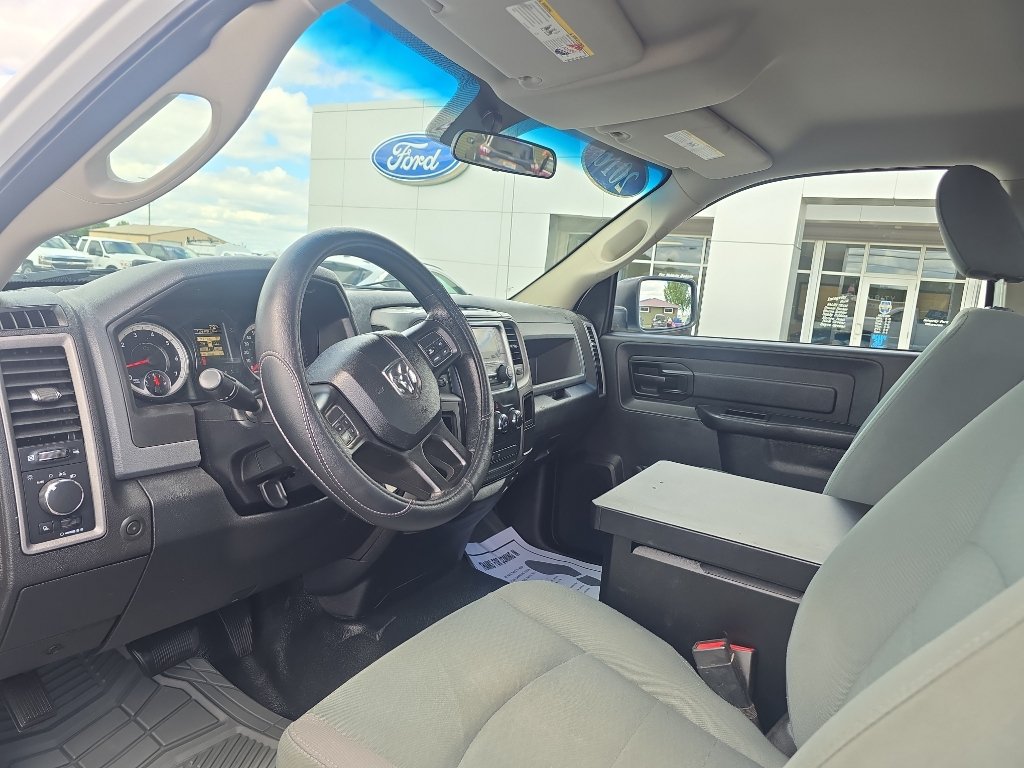Used 2016 RAM 2500 Tradesman w/ Popular Equipment Group RWD image 16