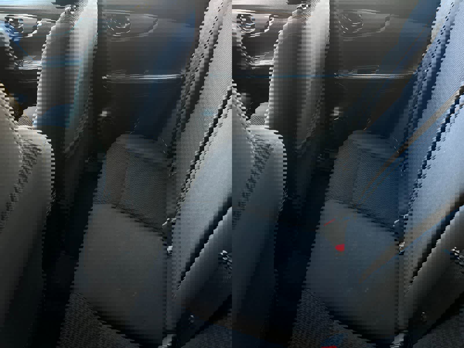 Used 2020 Nissan Rogue Sport S image 5