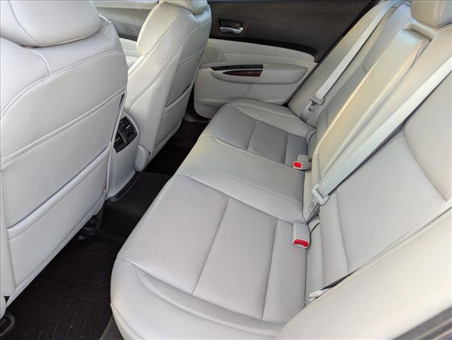 Used 2017 Acura TLX w/ Technology Package image 13