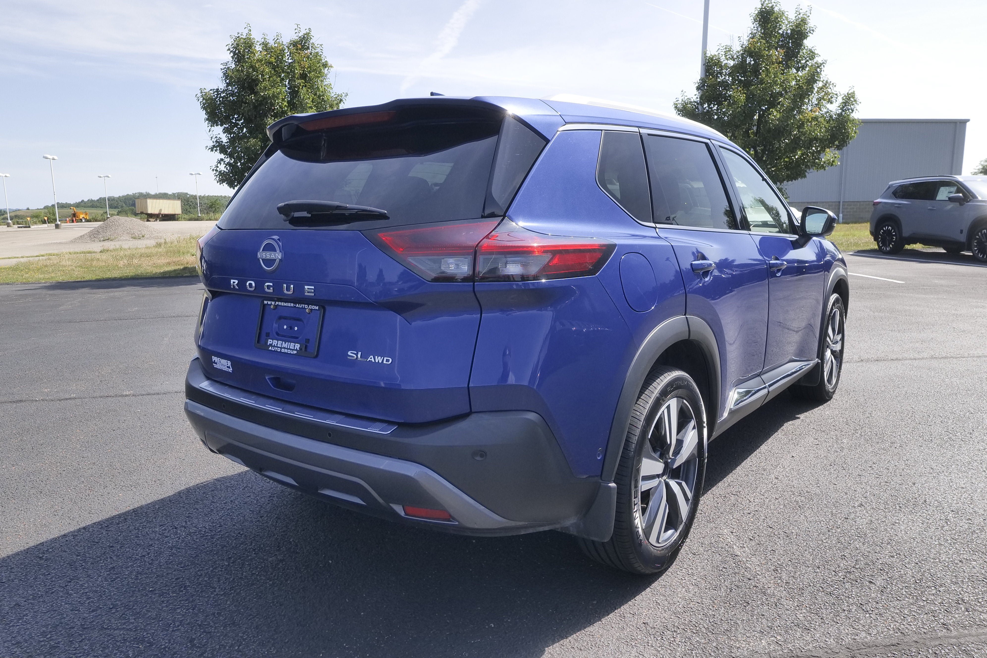 Used 2022 Nissan Rogue SL w/ SL Premium Package AWD/4WD image 6