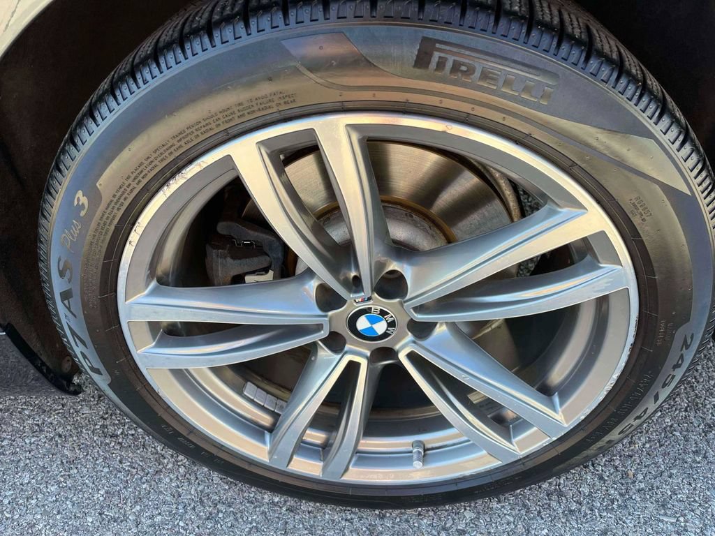 Used 2019 BMW 750i xDrive w/ Executive Package AWD/4WD image 36