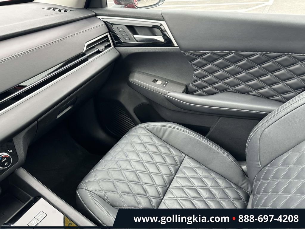 Used 2023 Mitsubishi Outlander SEL AWD/4WD image 31