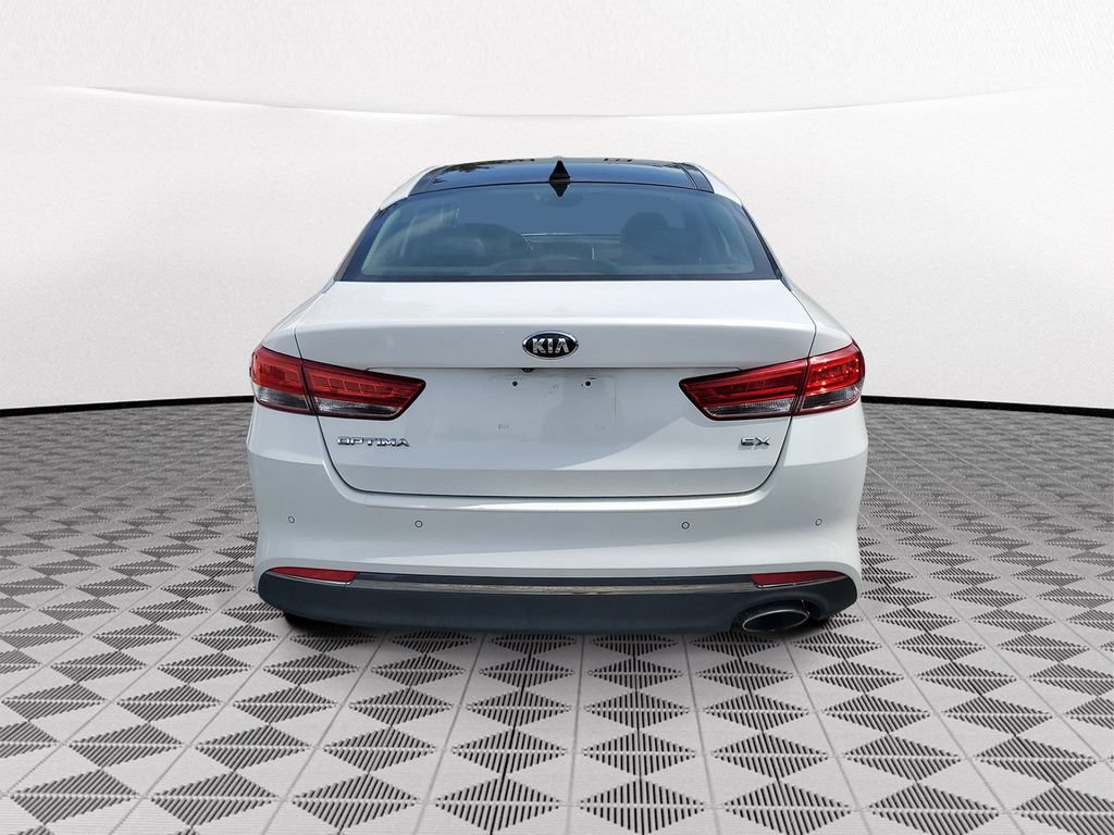 Used 2018 Kia Optima EX w/ Technology Package FWD image 5
