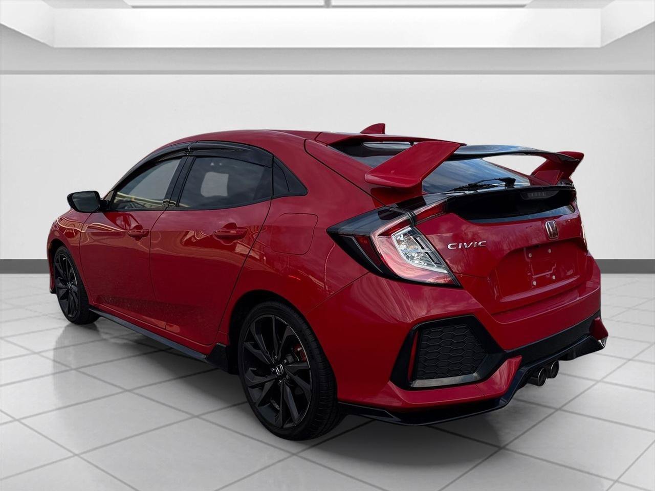 Used 2018 Honda Civic Sport image 6