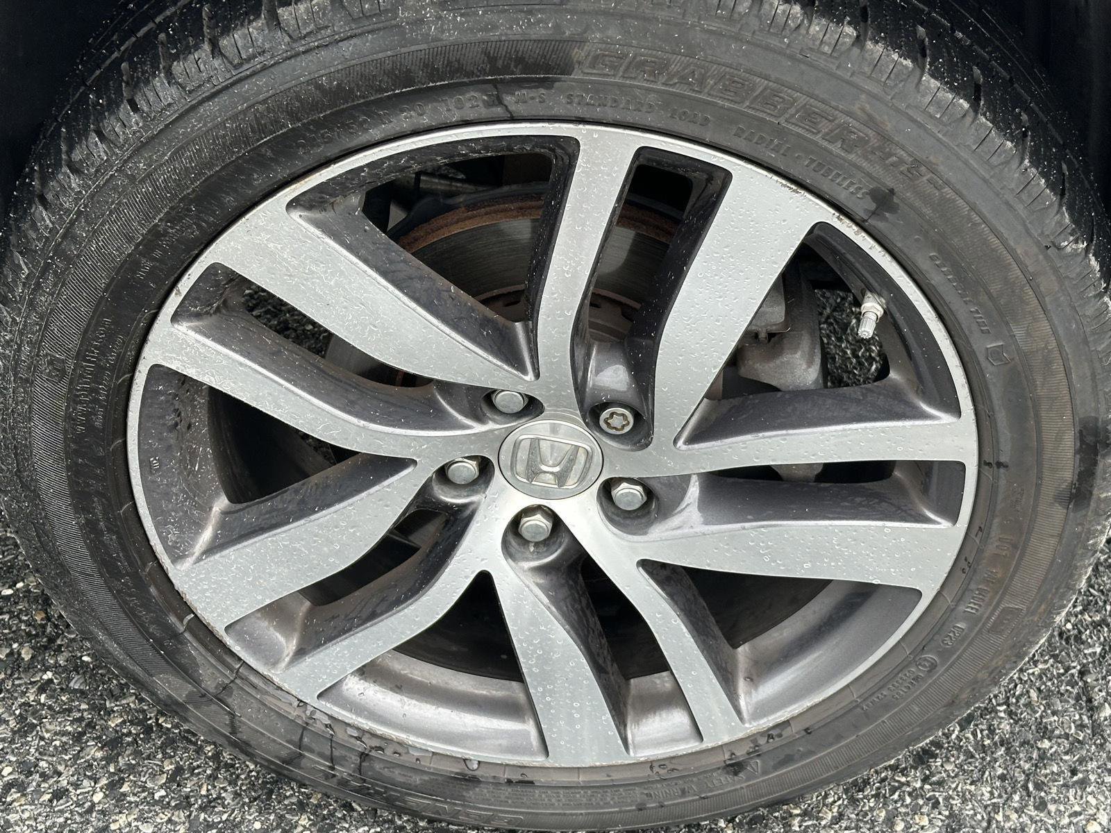 Used 2017 Honda Pilot Touring image 10