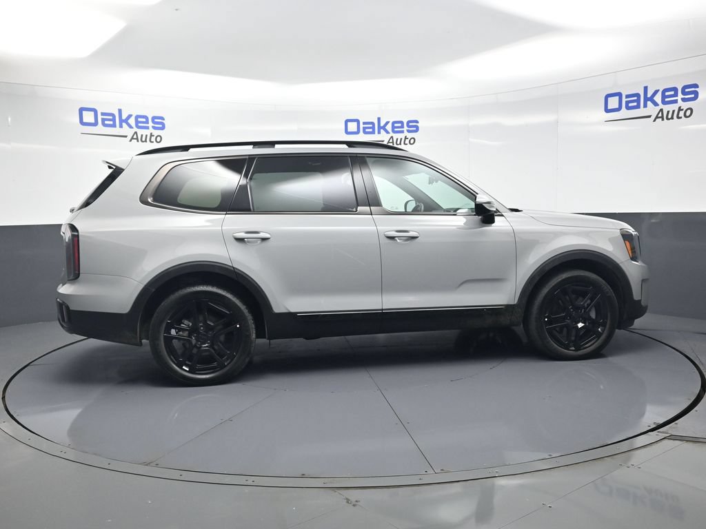 Certified 2025 Kia Telluride SX Prestige X-Line AWD/4WD image 9