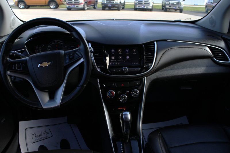 Used 2020 Chevrolet Trax Premier w/ LPO, Protection Package AWD/4WD image 10