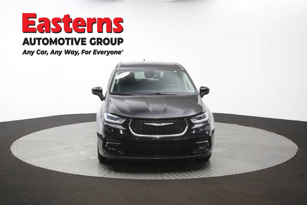 Used 2023 Chrysler Pacifica Touring-L FWD image 54