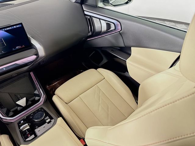 Used 2026 BMW X3 xDrive30 w/ Premium Package image 24