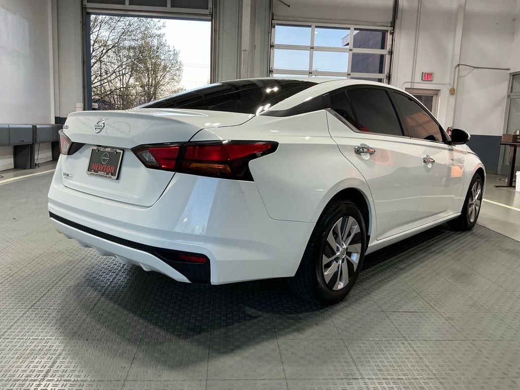 Used 2022 Nissan Altima 2.5 S image 22