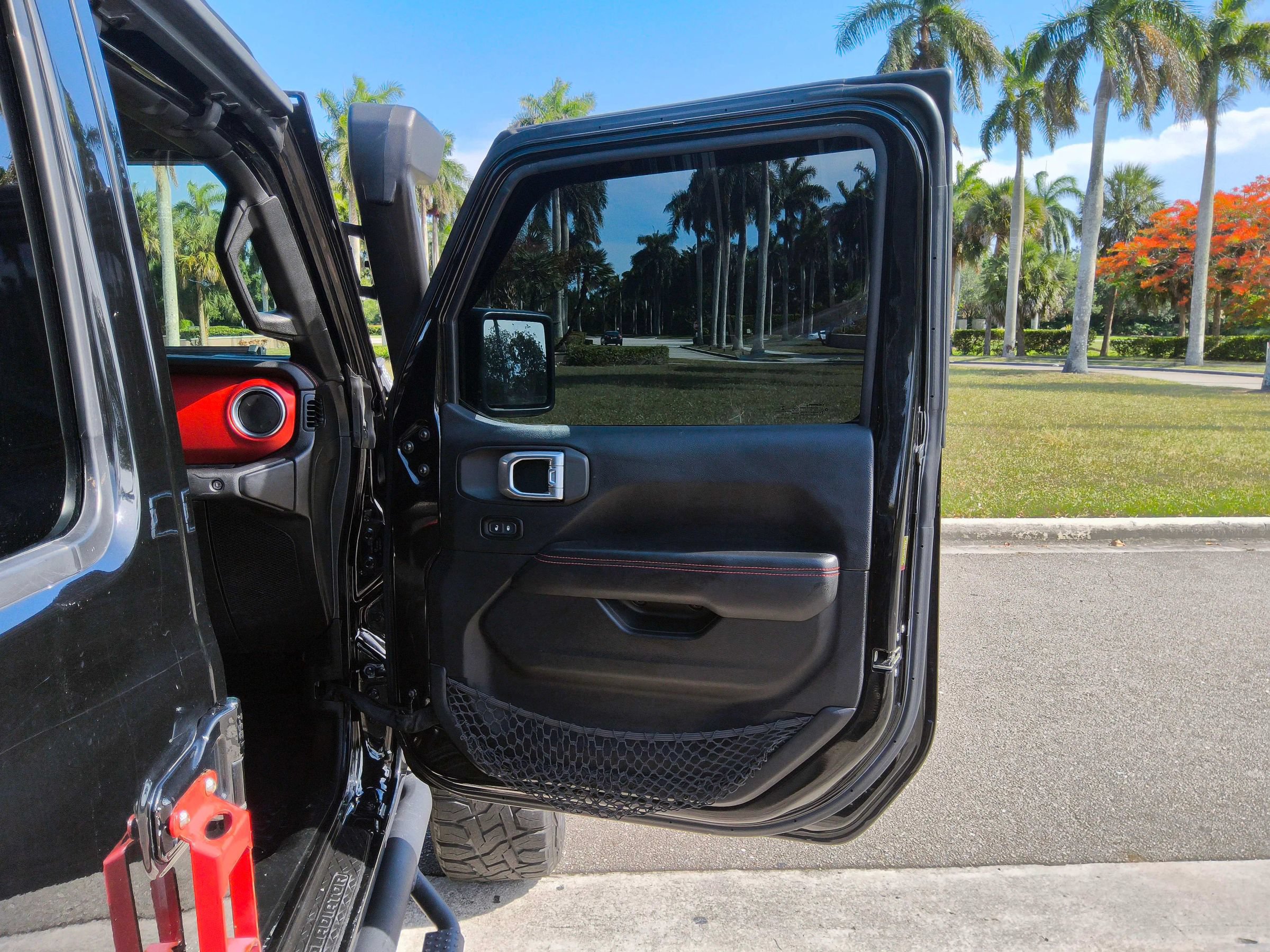 Used 2020 Jeep Gladiator Rubicon AWD/4WD image 33