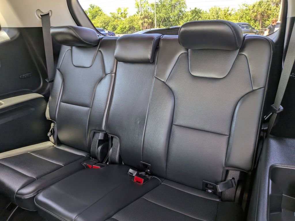 Used 2022 Kia Telluride S FWD image 19