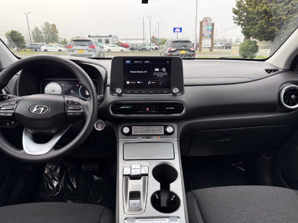 Used 2023 Hyundai Kona SE FWD image 24