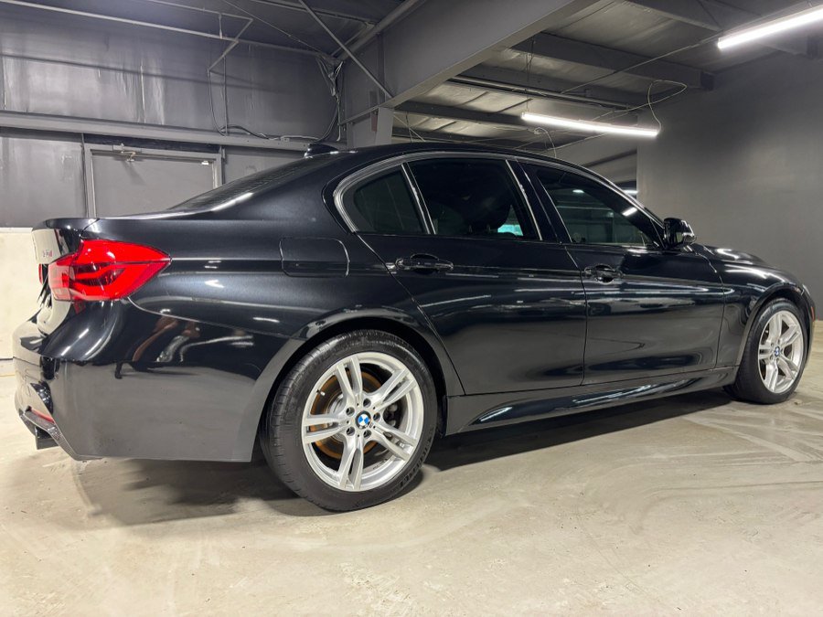 Used 2018 BMW 340i xDrive Sedan w/ Premium Package Enhanced AWD/4WD image 4