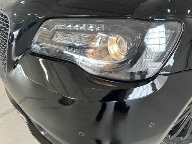 Used 2015 Chrysler 300 Limited w/ 300 Premium Group AWD/4WD image 9
