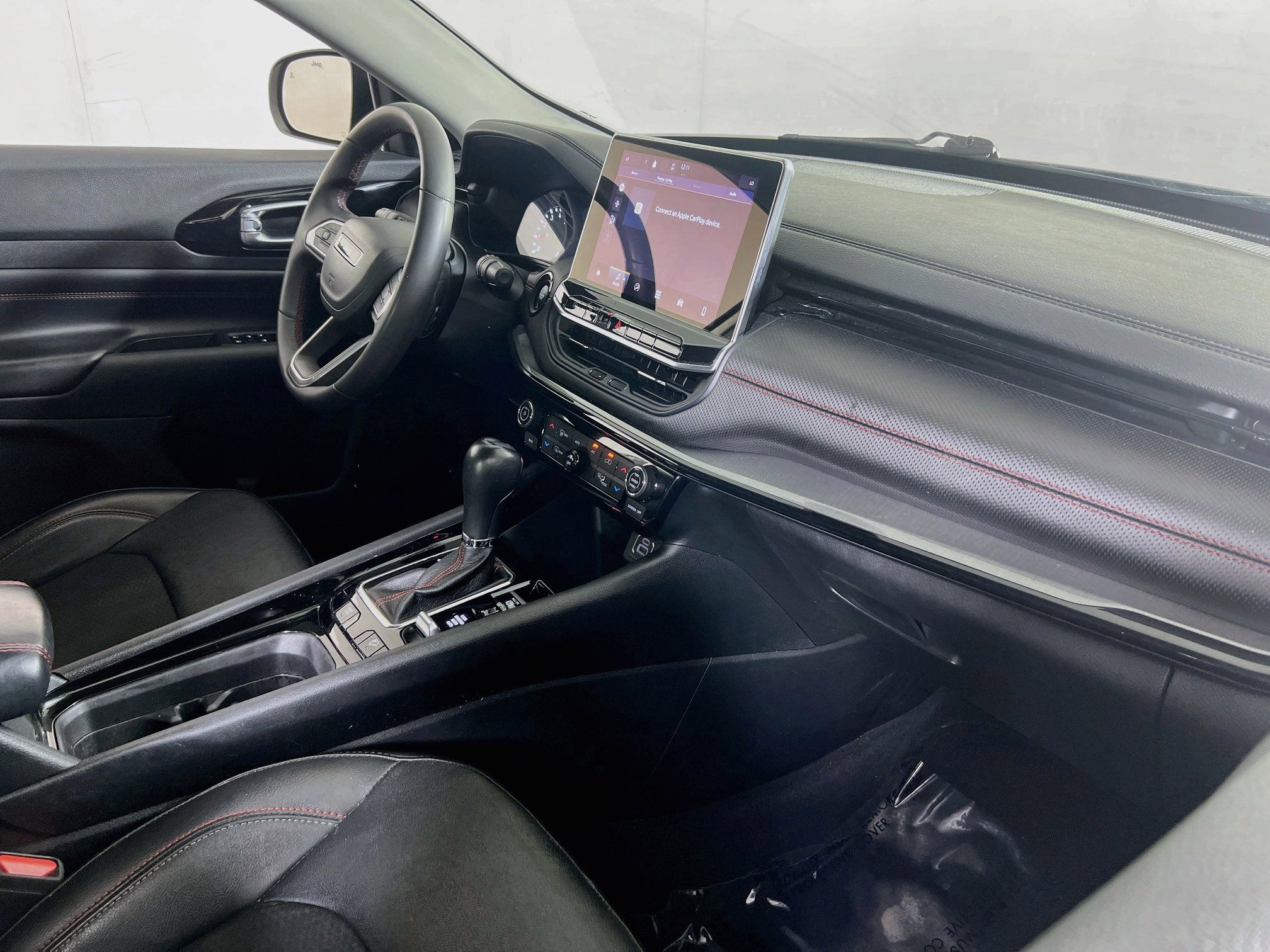 Used 2022 Jeep Compass Trailhawk image 26