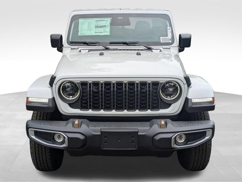 New 2026 Jeep Gladiator Sport AWD/4WD image 8