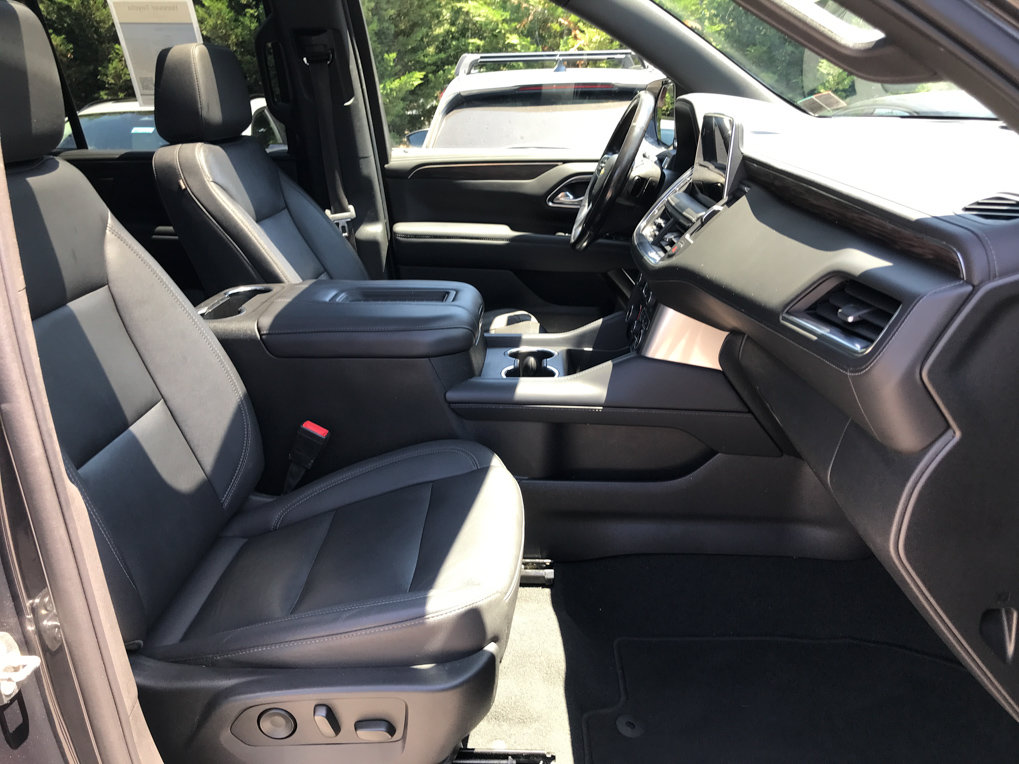 Used 2022 Chevrolet Tahoe LT w/ LT Signature Plus Package AWD/4WD image 33