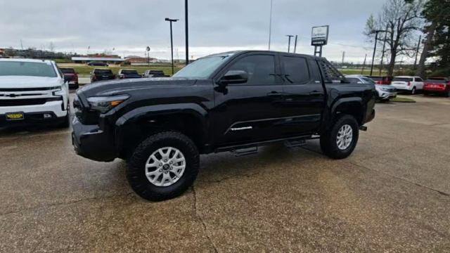 Used 2025 Toyota Tacoma SR5 image 4