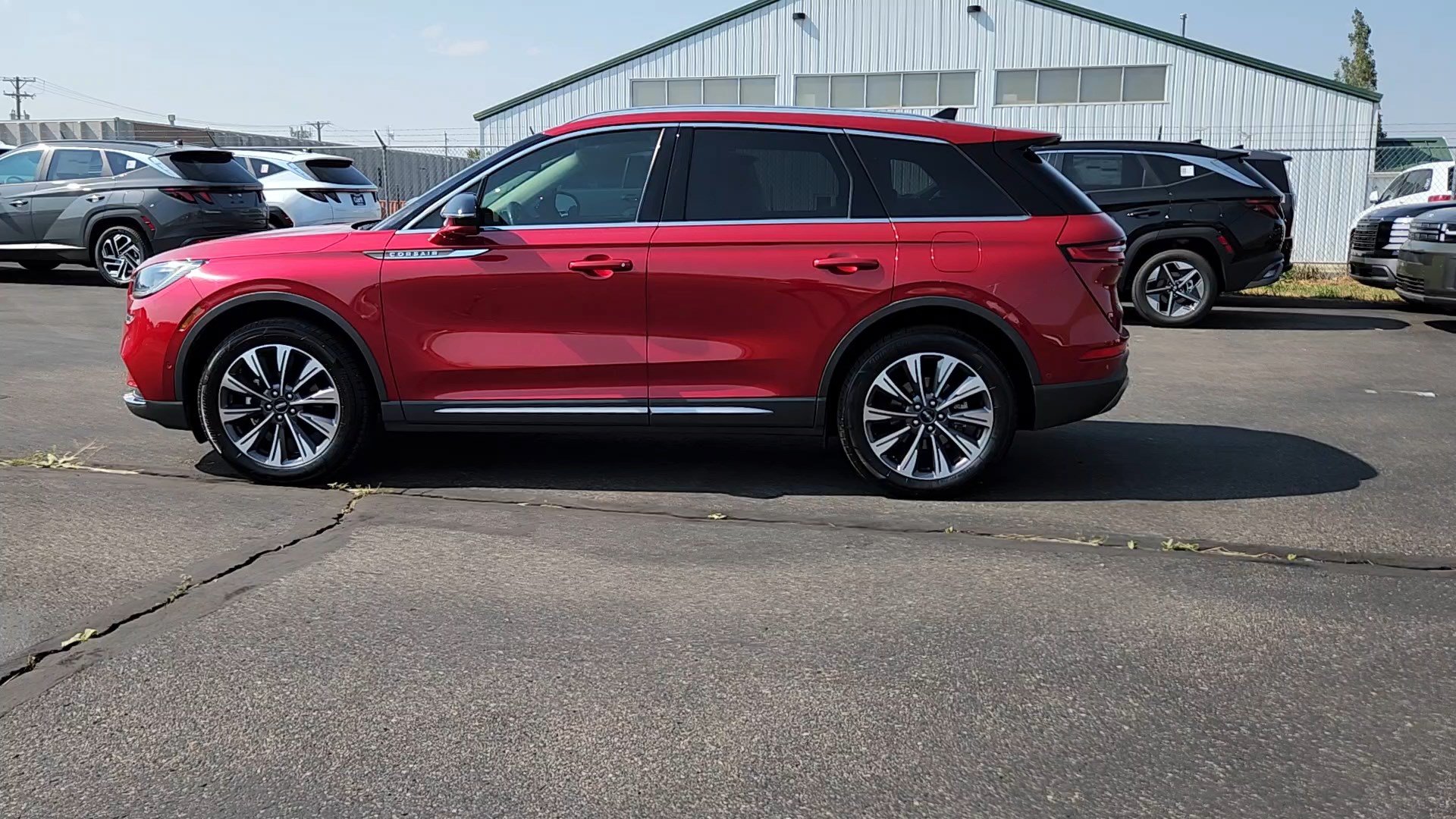 Used 2020 Lincoln Corsair Reserve w/ Equipment Group 201A AWD/4WD image 2