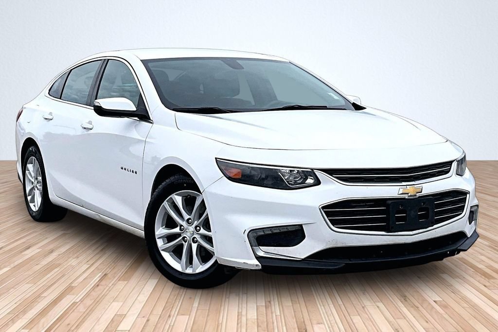 Used 2017 Chevrolet Malibu LT FWD image 9