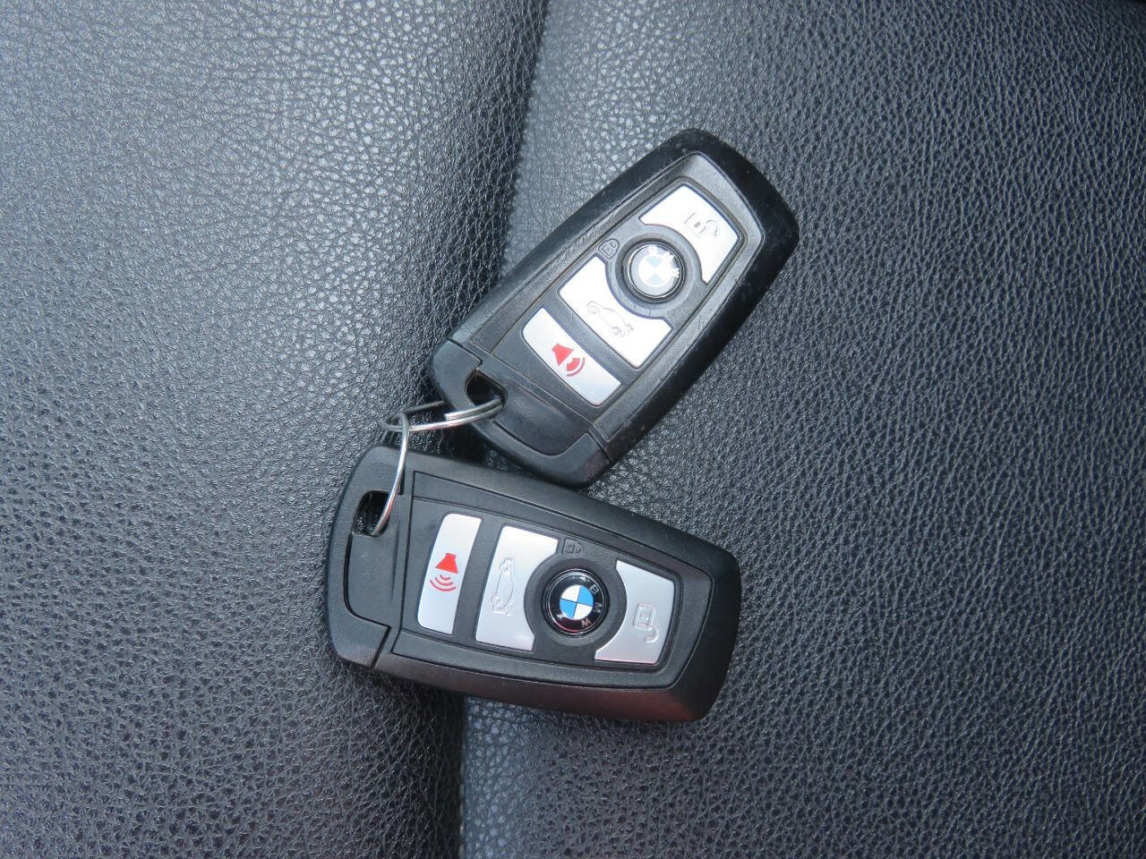 Used 2014 BMW 528i xDrive Sedan AWD/4WD image 29