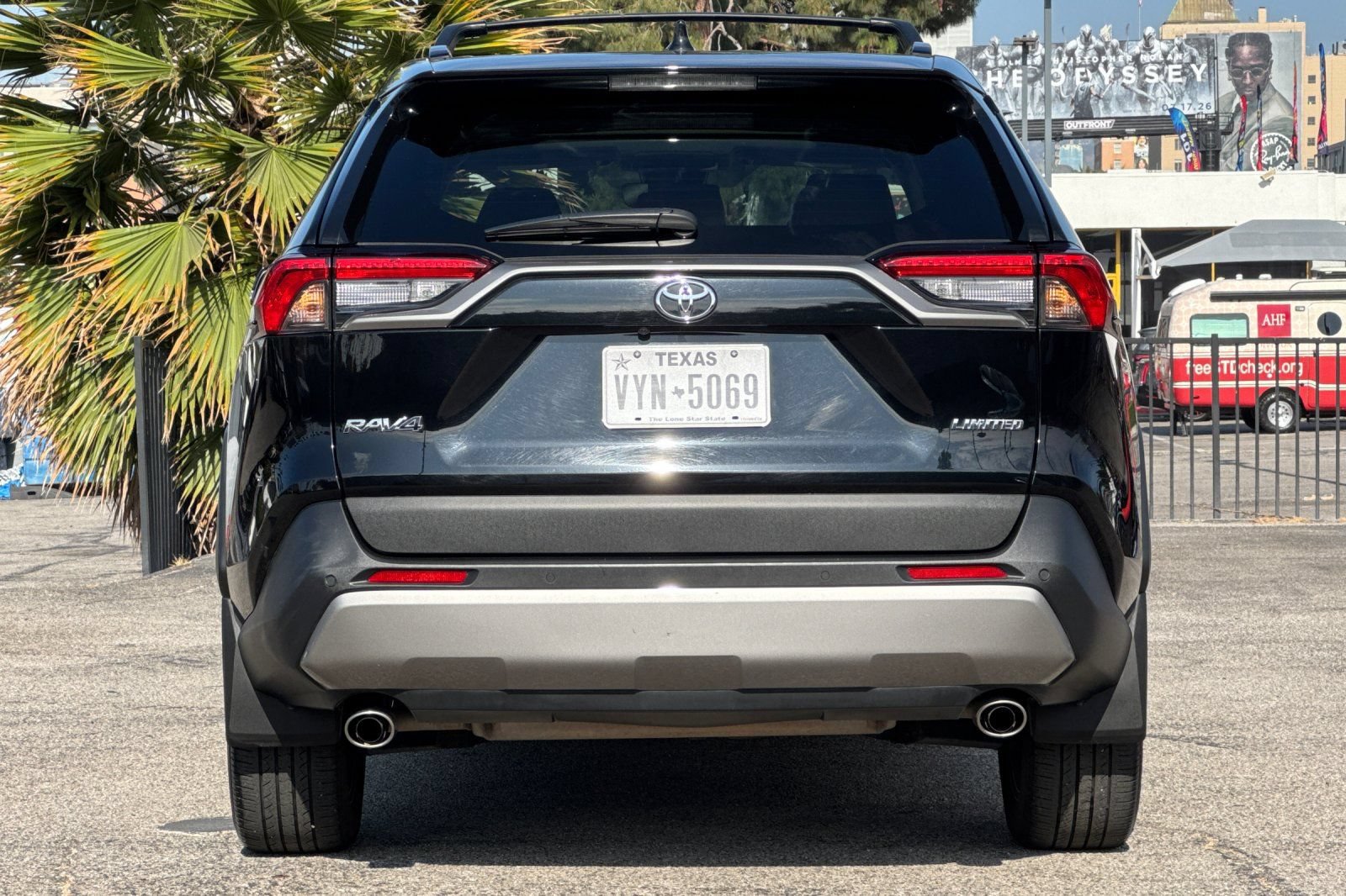 Certified 2025 Toyota RAV4 Limited FWD image 5