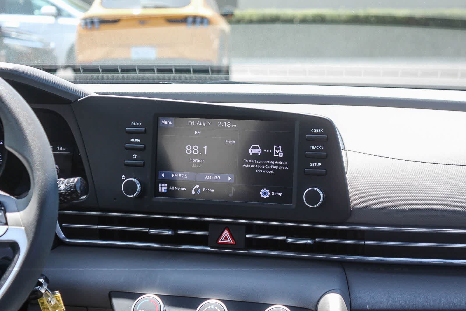 Certified 2023 Hyundai Elantra SE FWD image 18