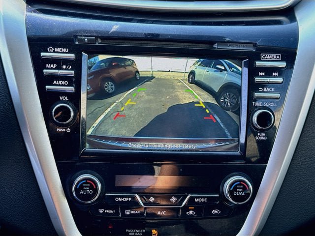 Used 2018 Nissan Murano S AWD/4WD image 12
