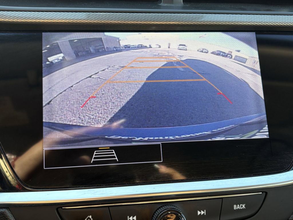 Used 2021 Buick Encore GX Select w/ Sport Touring Package image 17