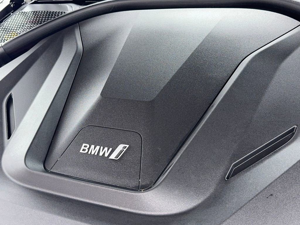 Used 2025 BMW i4 eDrive40 image 62