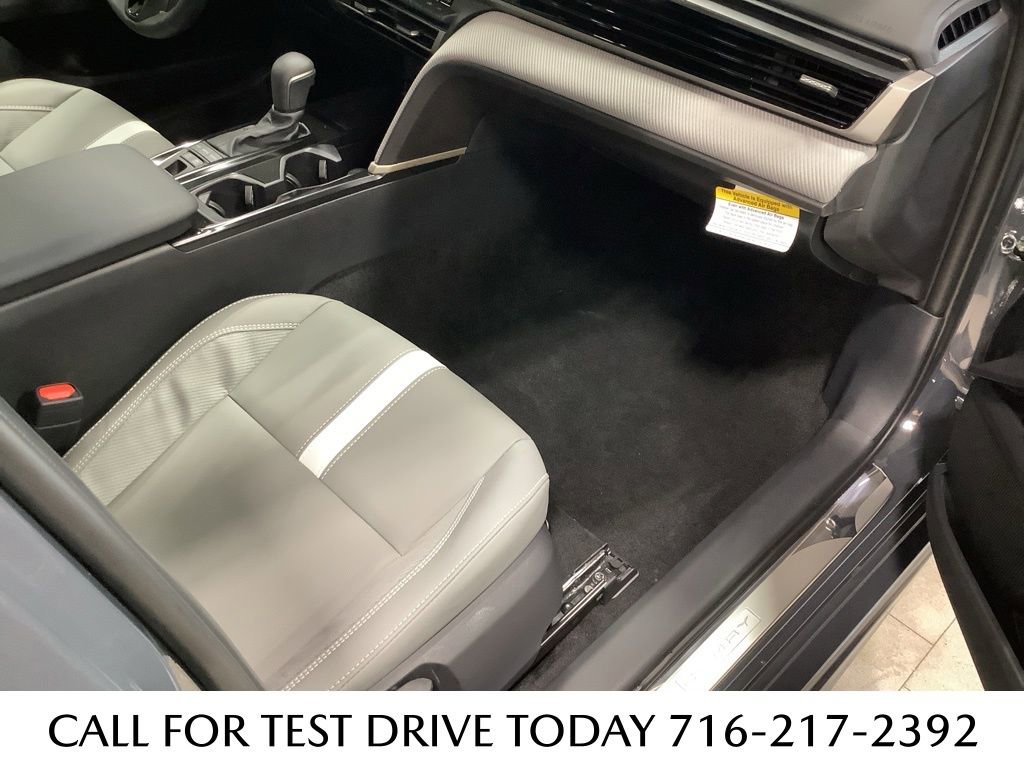 Used 2026 Toyota Camry SE image 21