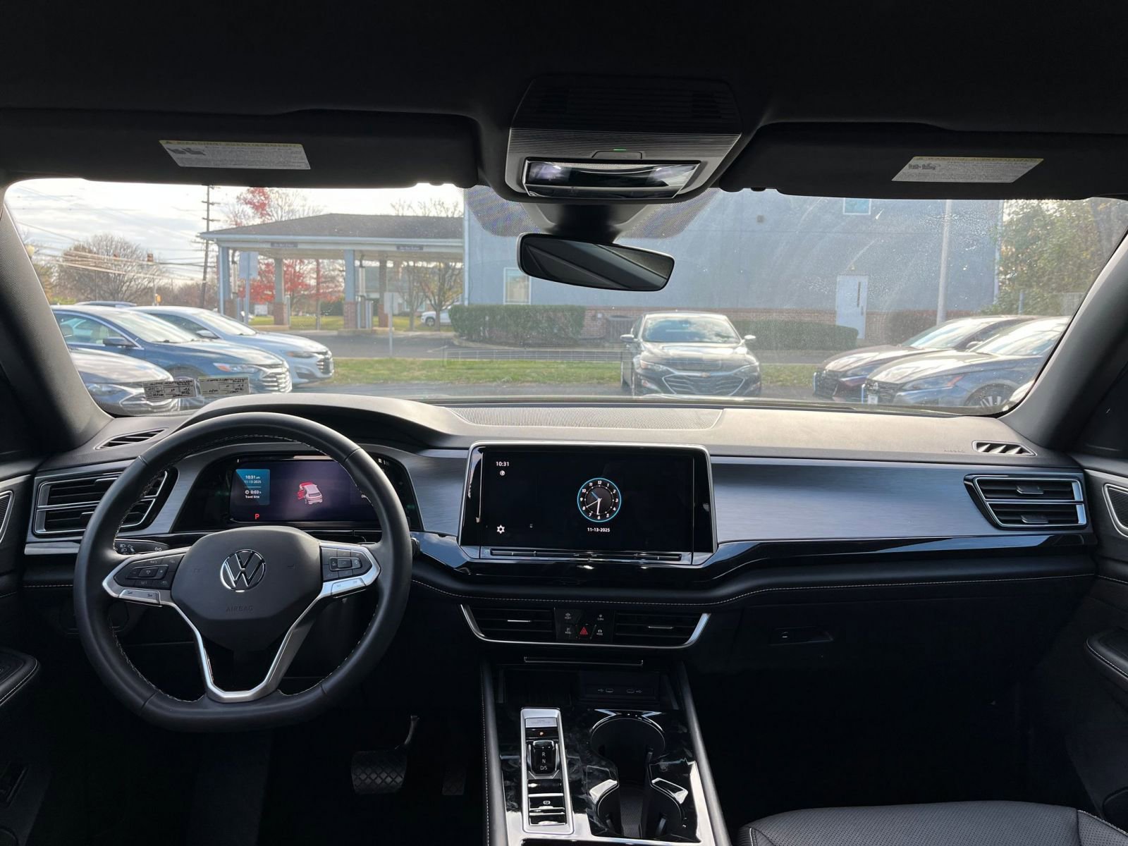 Used 2025 Volkswagen Atlas Cross Sport SE image 33