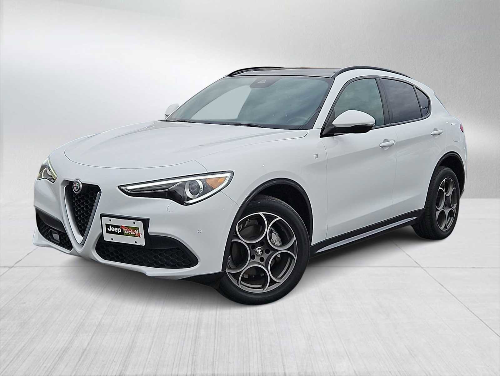 Used 2022 Alfa Romeo Stelvio Ti video 1