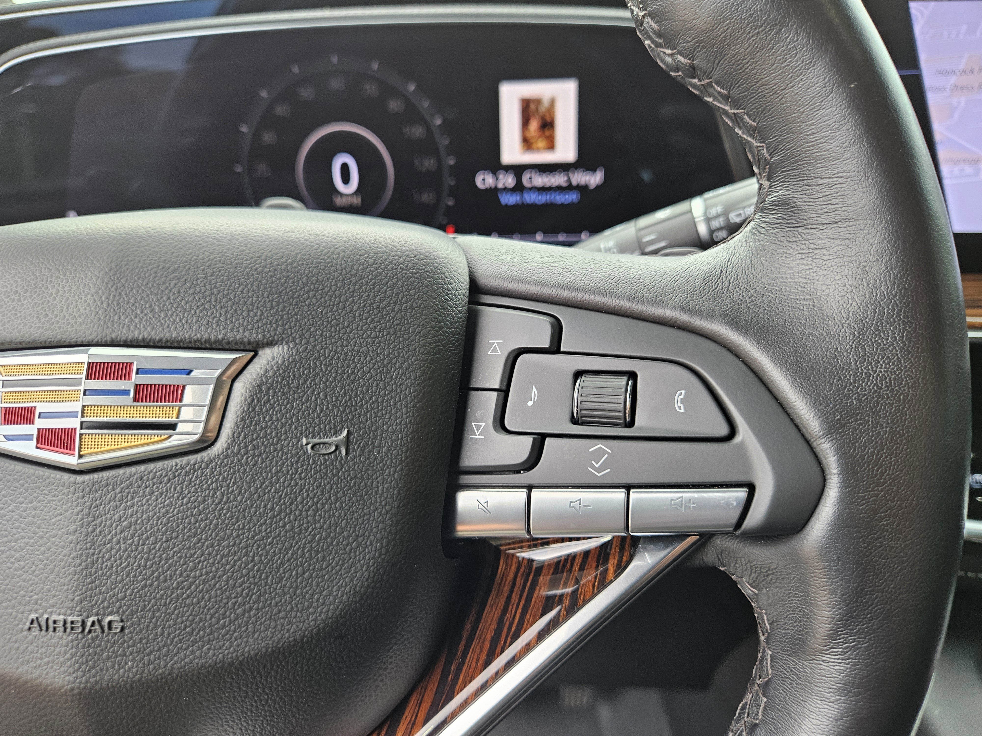 Certified 2023 Cadillac Escalade ESV Premium Luxury image 33