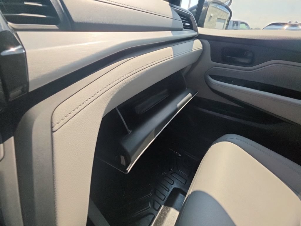 Certified 2024 Honda Odyssey EX-L image 22