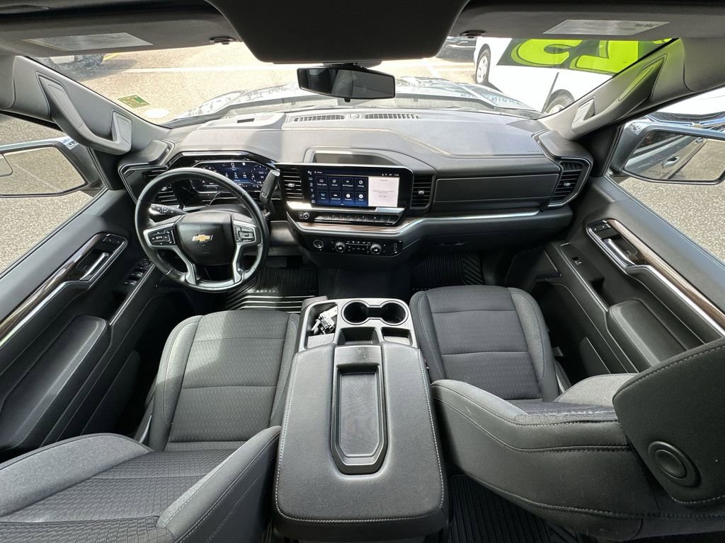Used 2023 Chevrolet Silverado 1500 LT AWD/4WD image 18