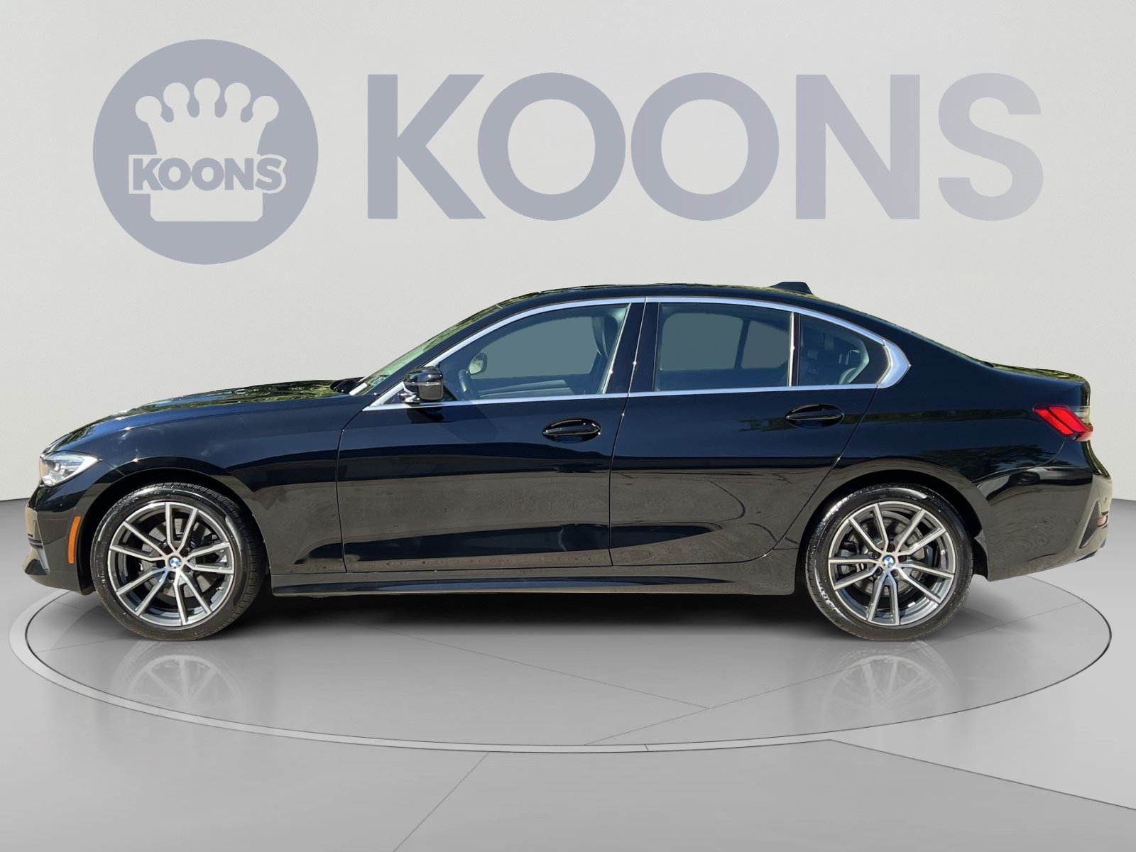 Used 2022 BMW 330i xDrive Sedan w/ Convenience Package AWD/4WD image 2